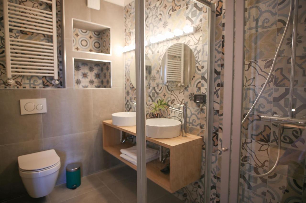 Casa Vinitoscani Perroy ภายนอก รูปภาพ