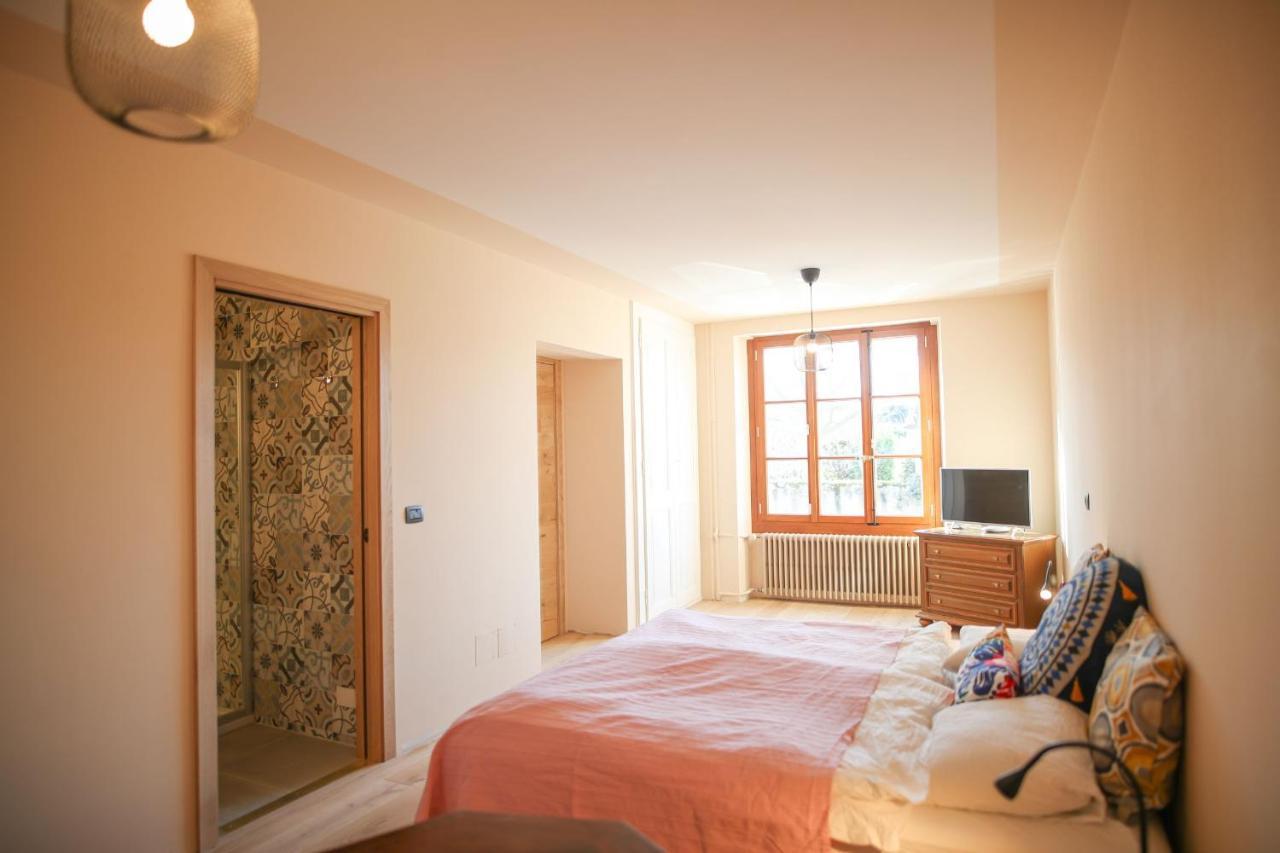 Casa Vinitoscani Perroy ภายนอก รูปภาพ